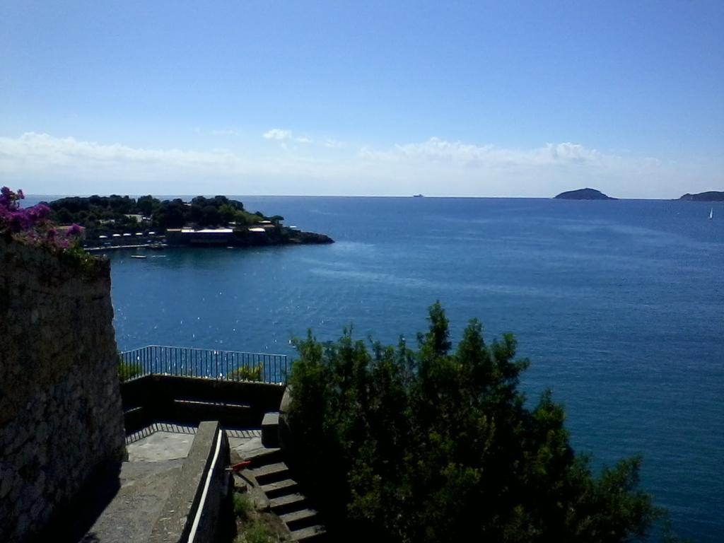 Casa A Lerici Nell'Antico Borgo Villa Room photo