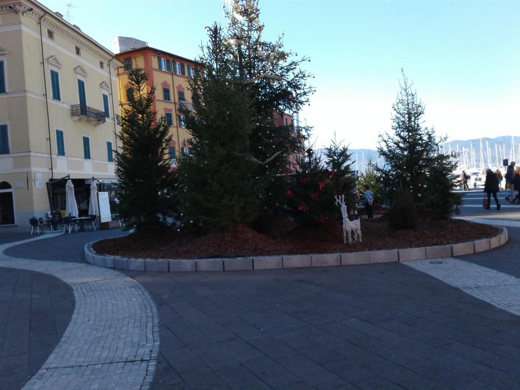 Casa A Lerici Nell'Antico Borgo Villa Exterior photo